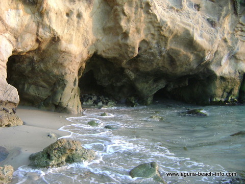 Caves at Pearl Street Beach in Laguna Beach, California