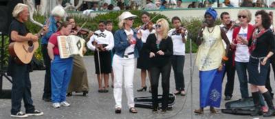 Fête de la Musique 2010 - Laguna Beach (courtesy of http://www.lagunabeachsistercities.org/ )