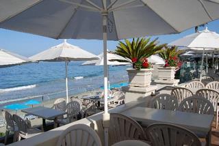 Terrace Cafe Casual Dining over the sand at Main Beach at Hotel Laguna, Laguna Beach Restaurants