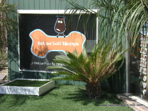 Bark and Sniff Boutique- pet store, Laguna Beach, California